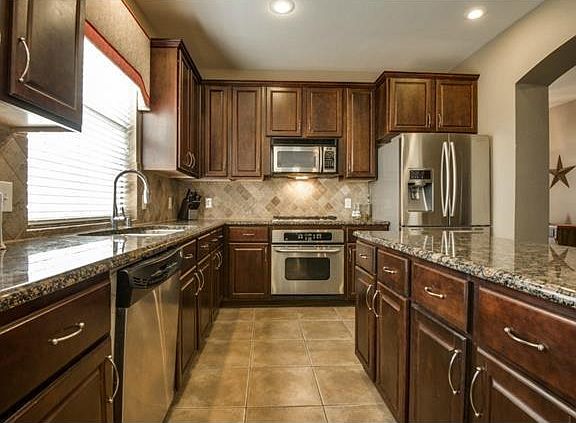 4th image of 2437 Dove Creek Dr