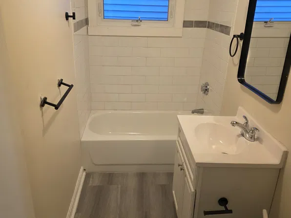 55 Reuben St #3, Fall River, MA 02723