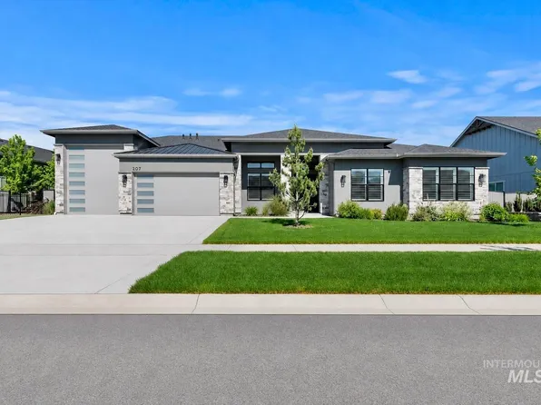 207 S Eagles Roost Way, Eagle, ID 83616