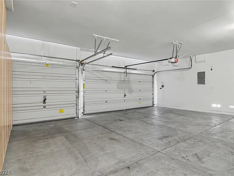 4516 Sea Dream Ave — Photo 46