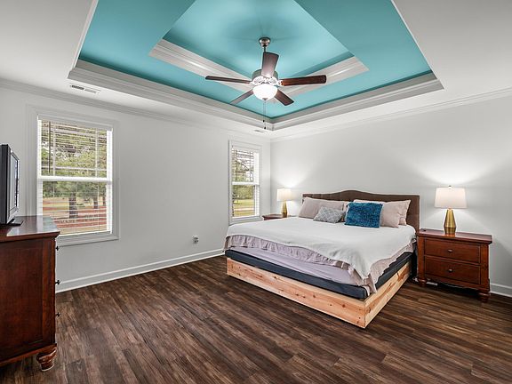 5th image of 84 Langdon Farms Dr