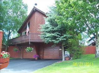2701 Kingfisher Dr, Anchorage, AK 99502