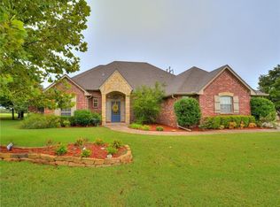 8538 Venezia Ln, Edmond, OK 73034