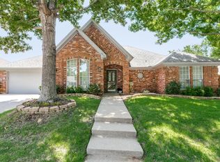 2416 Woodfield Way, Bedford, TX 76021