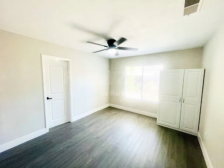 423 El Portal Ct — Photo 27