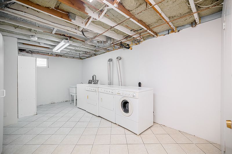 Winnipeg Apartment for rent - 2 Bedrooms — photo 12