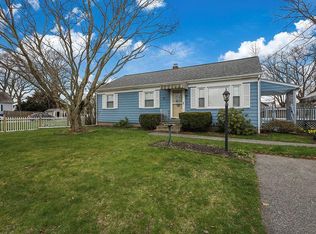 235 Welfare Ave, Warwick, RI 02888