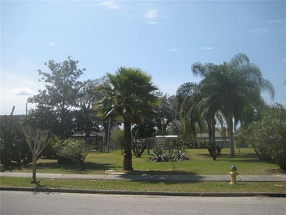 2nd image of 620 Lorraine Cir
