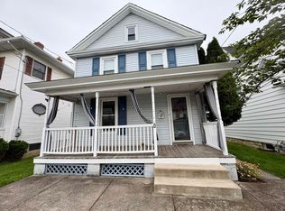 348 E Derry Rd, Hershey, PA 17033