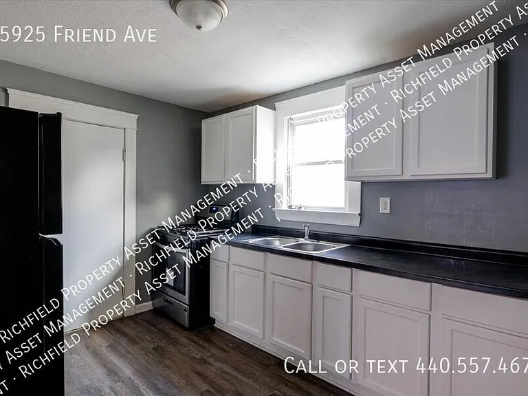 15925 Friend Ave — Photo 8