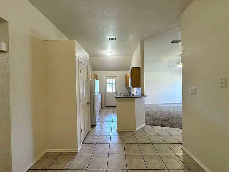 4201 Alleeta Dr — Photo 6