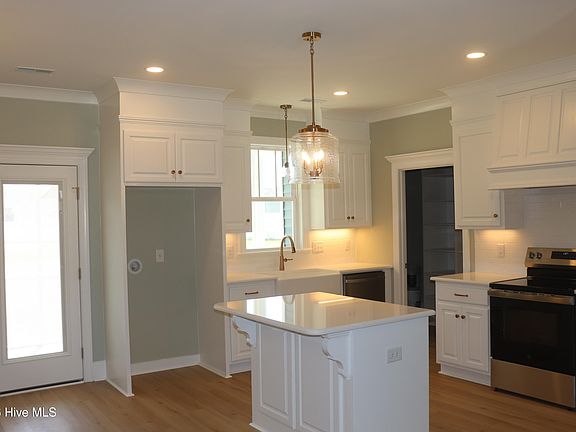 4th image of 3806 Lightwater Lane