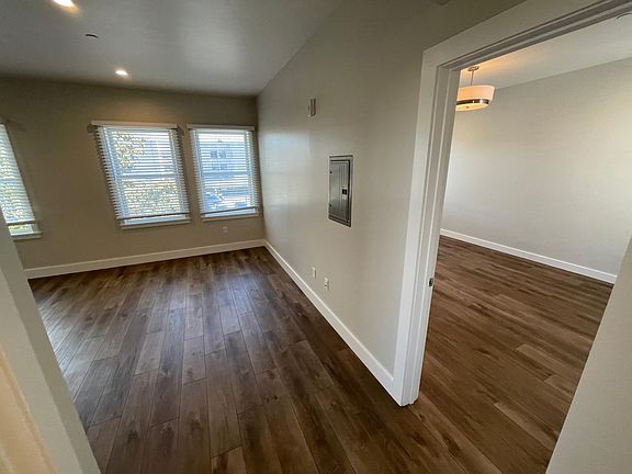 3rd image of 537 Valencia St APT 5