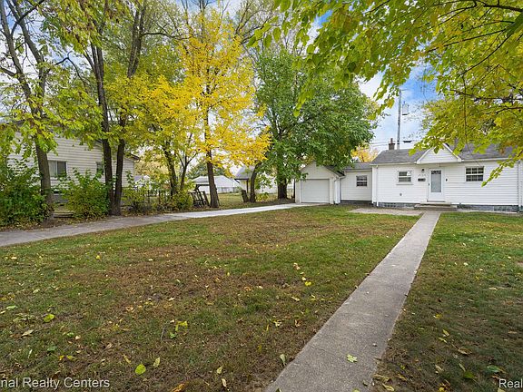 3rd image of 8104 Jackson Ave