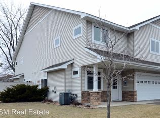 1293 County Road D Cir E, Vadnais Heights, MN 55109