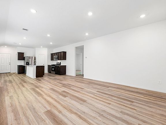 5th image of 1014 Riesling Summit Ln