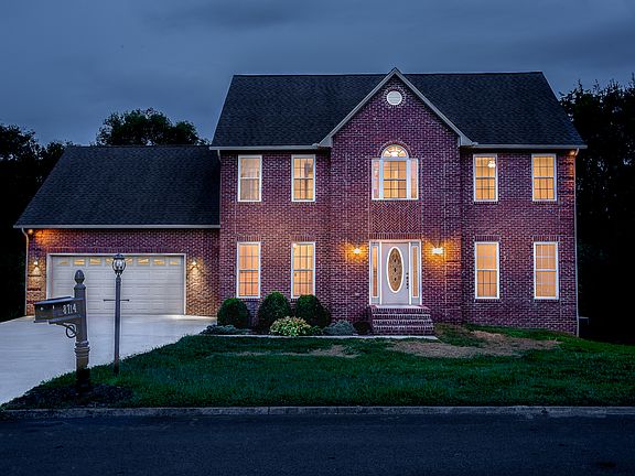 2nd image of 8714 Brookhaven Dr