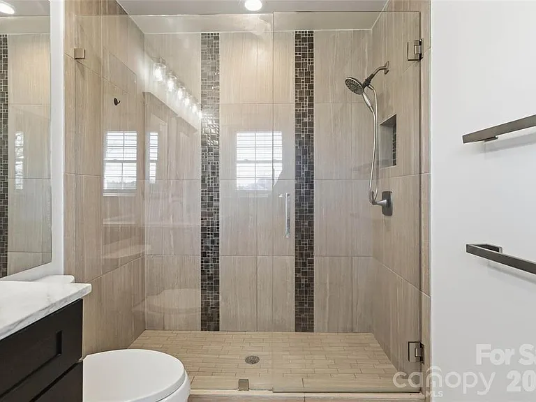 7717 Lancaster Hwy — Photo 21
