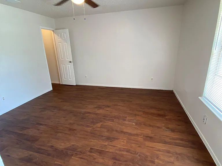 806 Sirocco Dr #A — Photo 10