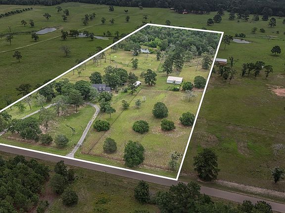 2nd image of 32540 Courtney Rd