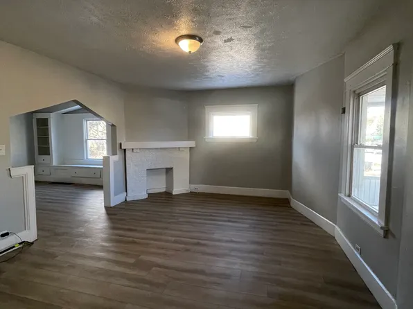 726 E 117th St, Cleveland, OH 44108