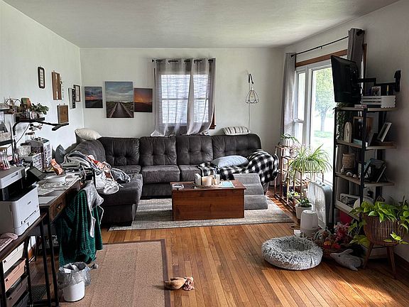 4th image of 269 S Harrison St