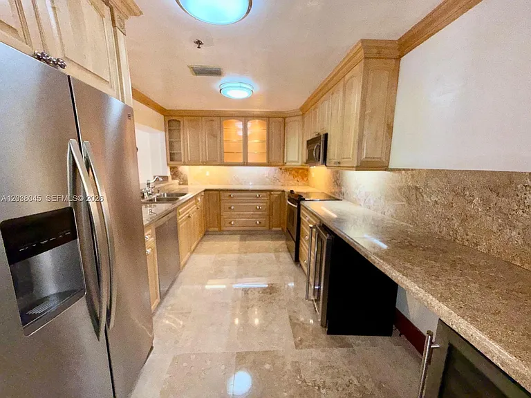 251 Crandon Blvd #133 — Photo 4