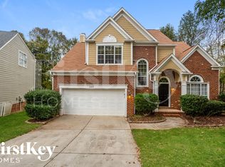 6425 Skyline Dr, Charlotte, NC 28269