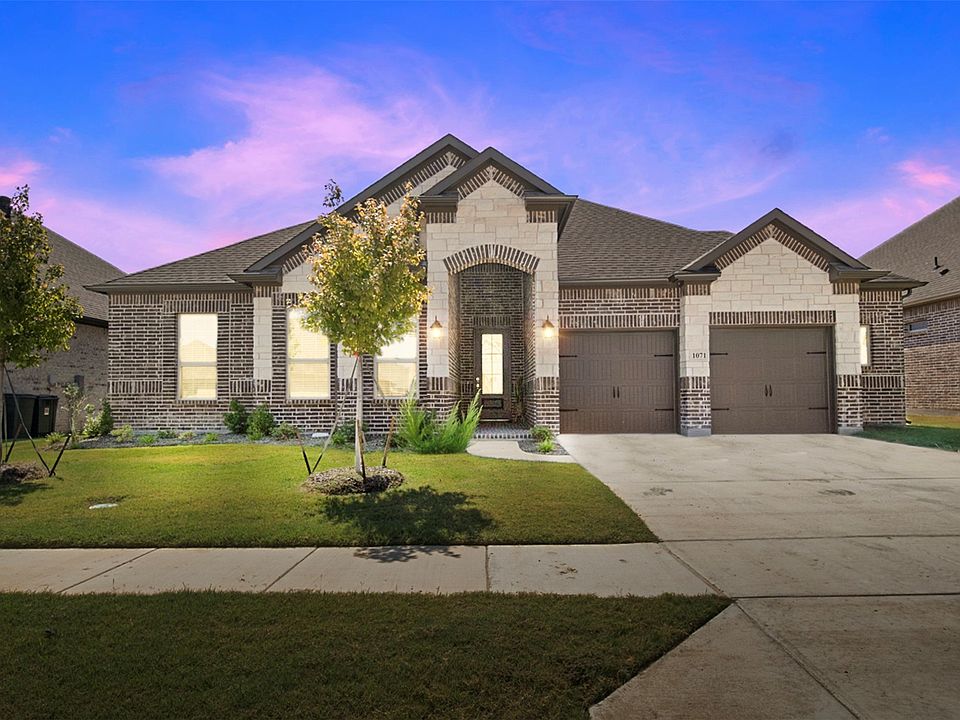 1st image of 1071 Fleetwood Dr