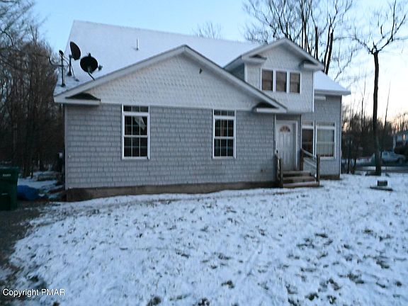 3rd image of 1650 Sunny Side Dr