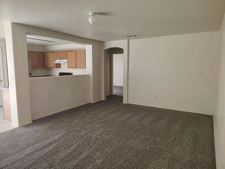 1512 Penasco Rd NE — Photo 2