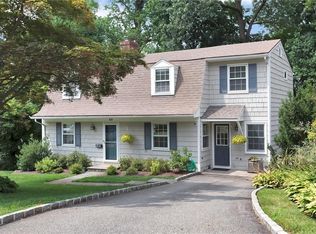 69 Tappan Landing Rd, Tarrytown, NY 10591