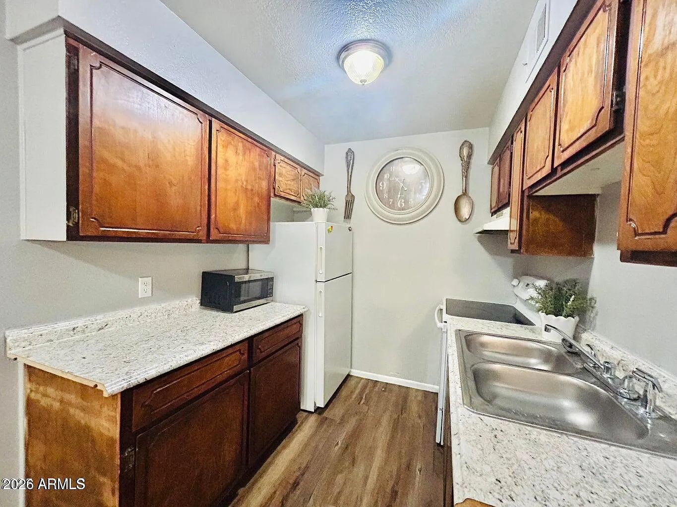 2 bed, 1.0 bath, 750 sqft, $1,295 — Photo 4