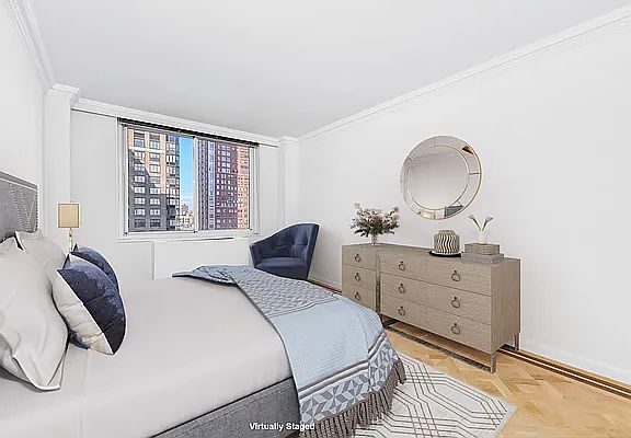 5th image of 220 E 65th St APT 19L