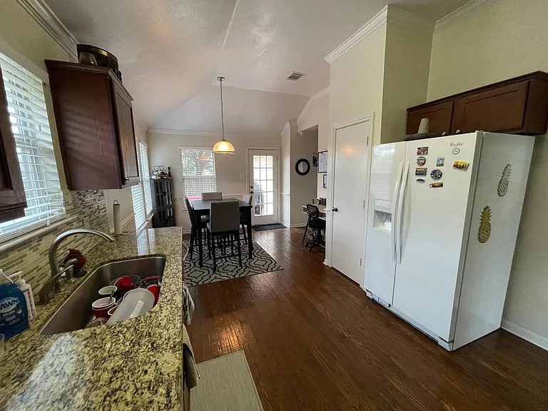 1021 Windmeadows Dr — Photo 22