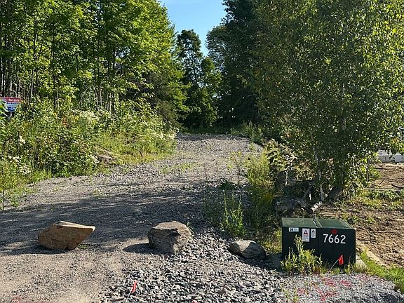 3rd image of 61 Marluc Ave