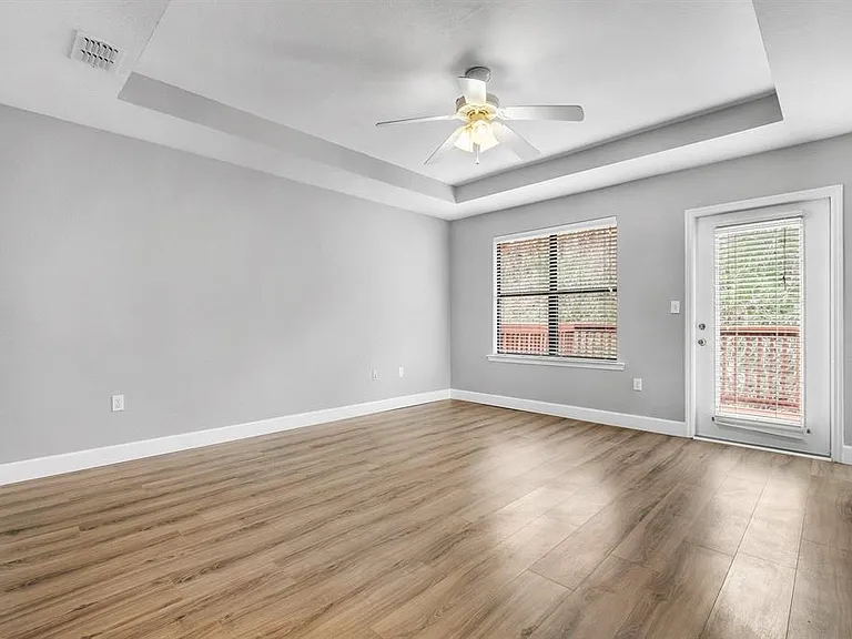 2322 Timber Oaks Ln — Photo 10