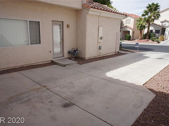 2nd image of 2461 Belt Buckley Dr #0