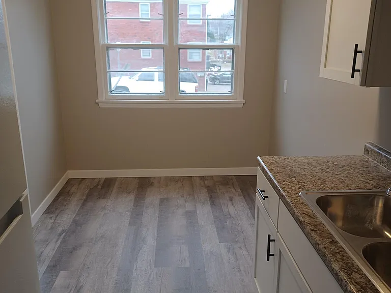 4302 N 52nd St #1 — Photo 3