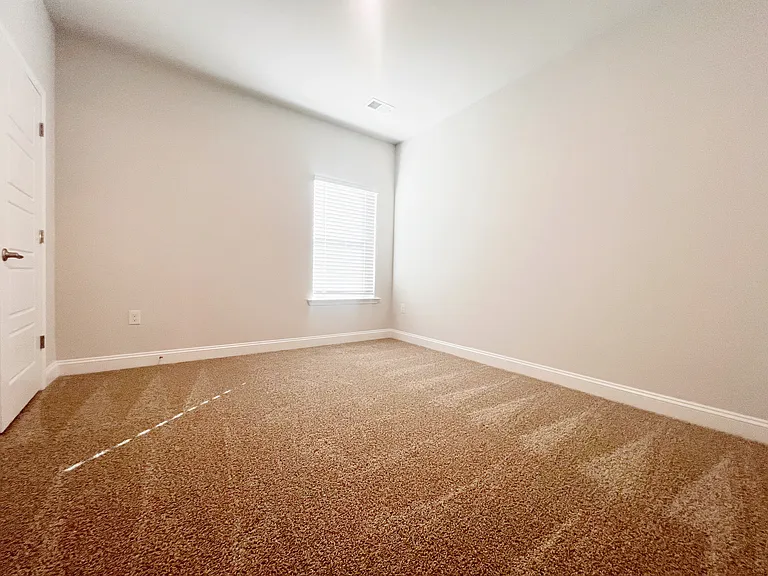 335 Cypress Hollow Trl — Photo 27