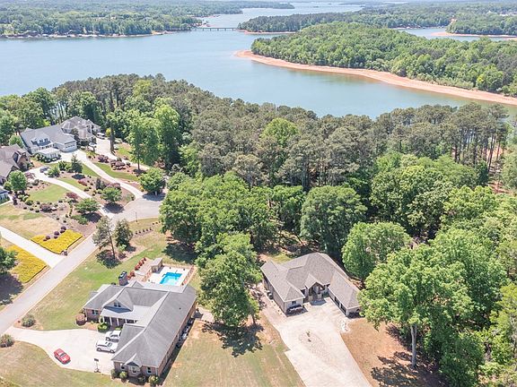 2nd image of 4420 Denver Cove Rd