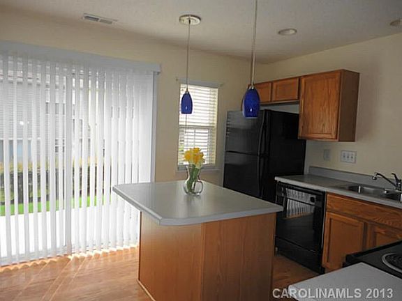 4th image of 7132 Bidford Ct #7132