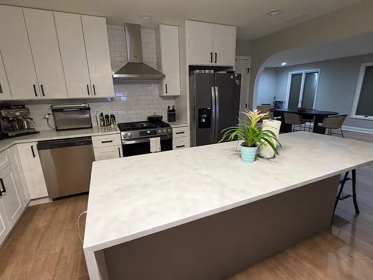 Harbor Town Dr — Photo 20
