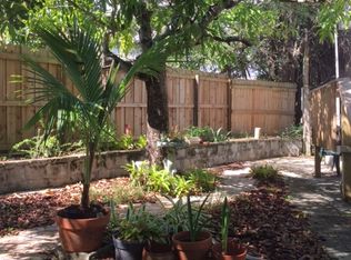 2866 Plumosa Ln, West Palm Beach, FL 33403