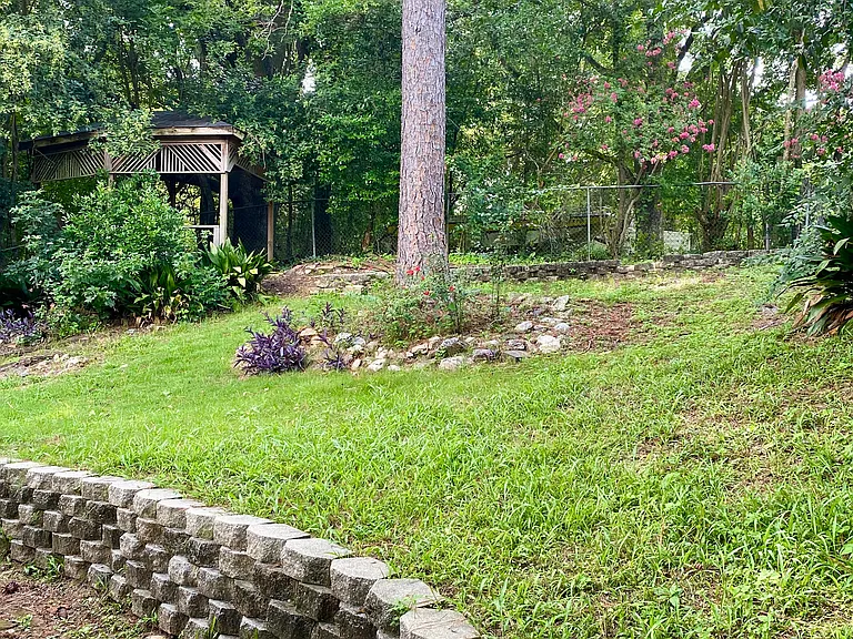 3531 Milan Dr — Photo 9