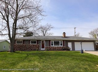 303 Iris Ave, Lansing, MI 48917