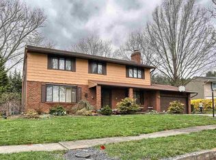 1620 Lori Lane Cir, Harrisburg, PA 17110