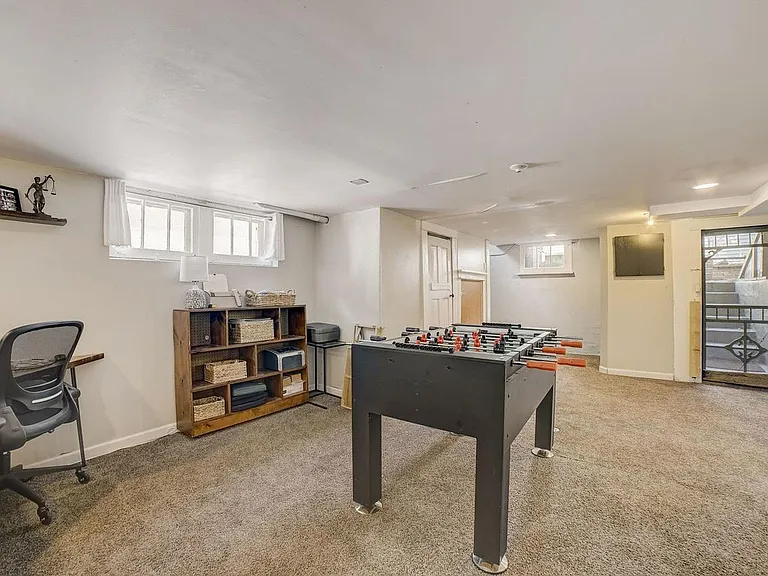 532 Carpenter Ave — Photo 14