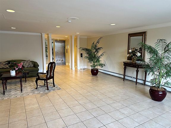 5th image of 2 Consulate Dr APT 3K