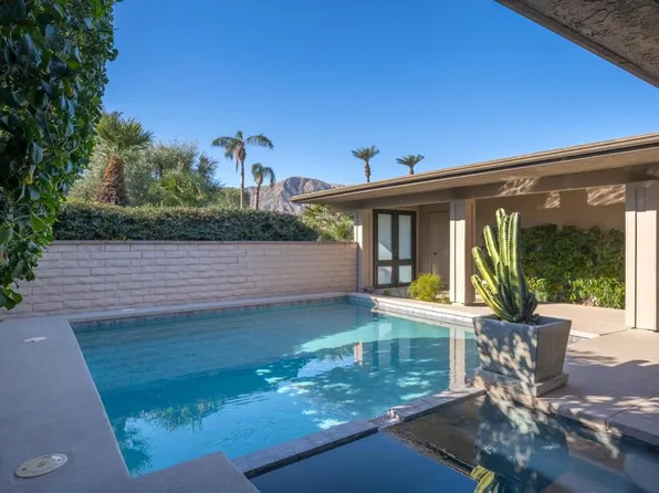 10 Duke Dr, Rancho Mirage, CA 92270